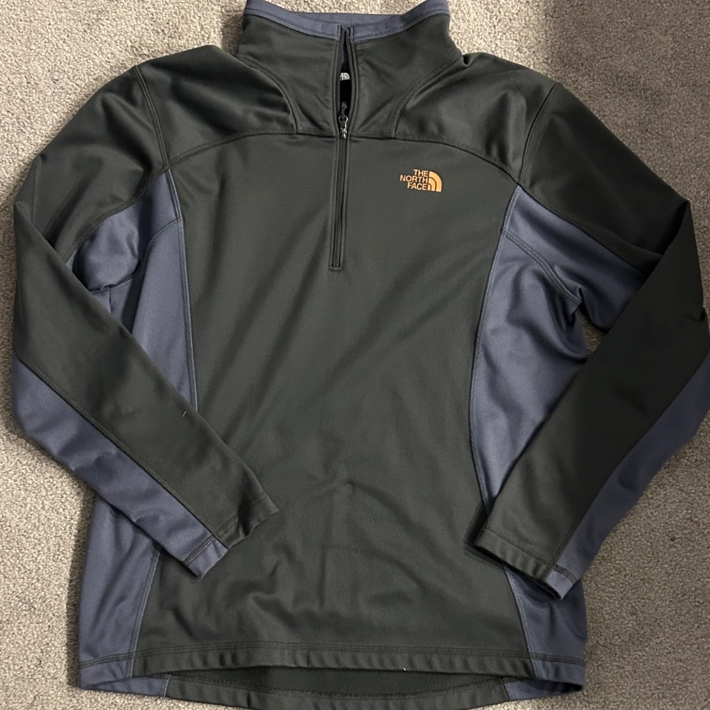 The North Face Men's Quarter Zip Fleece